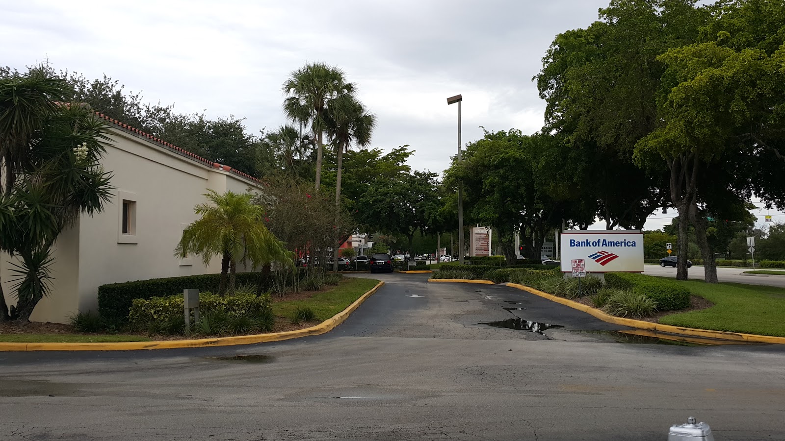 Bank of America in Boca Raton with Drive-Thru ATM | St. Andrews