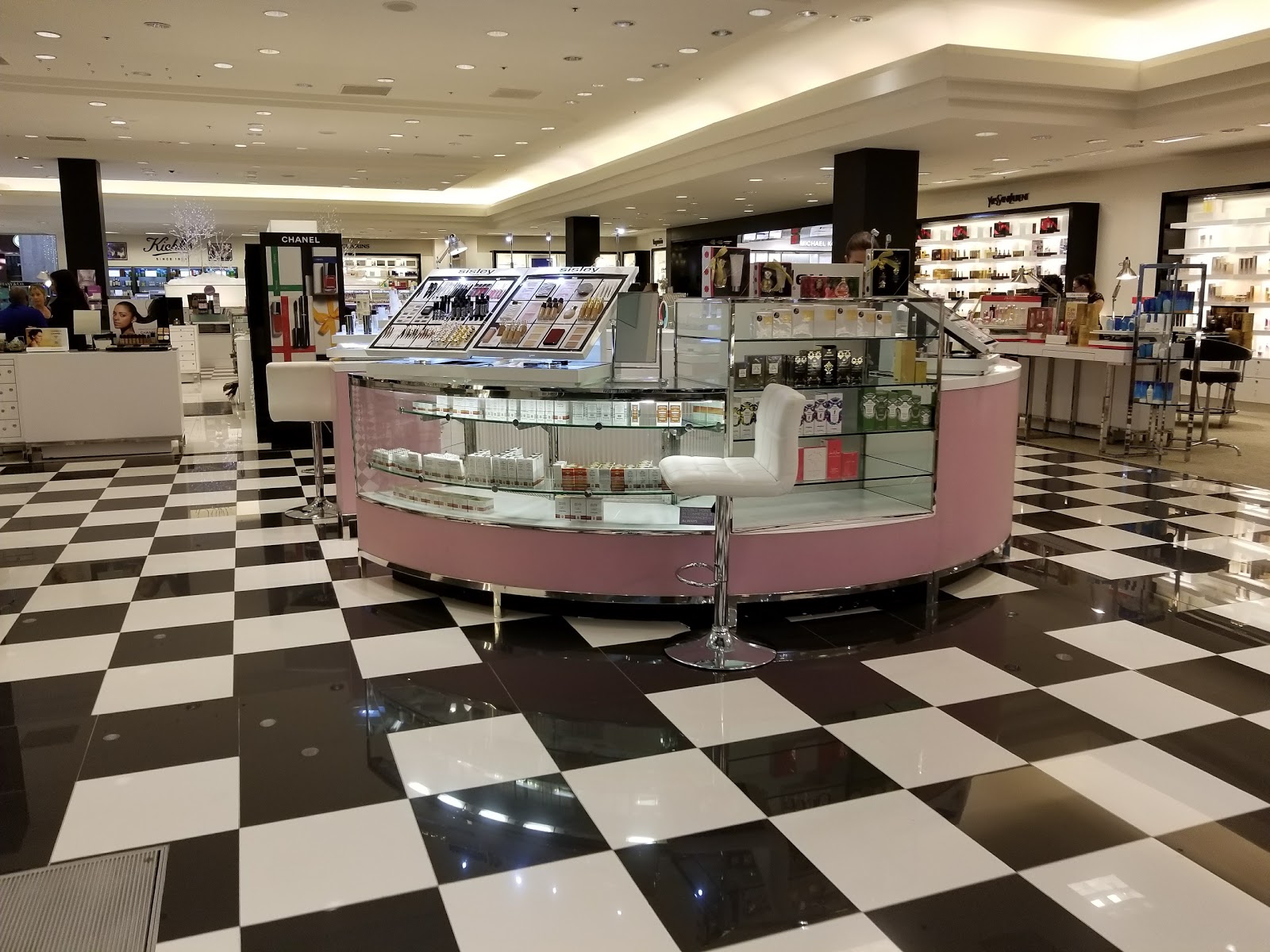 Bloomingdale's Boca Raton Town Center Boca Raton, FL