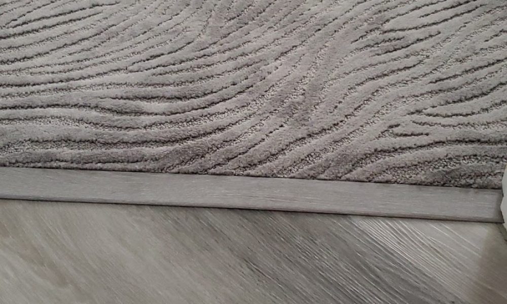 Giant Carpet & Flooring - Boca Raton Flooring Contractor | Vinyl, Laminate, Carpet Floor Company