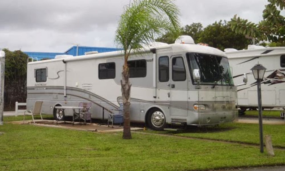 Del-Raton RV Park & Trailer Sales