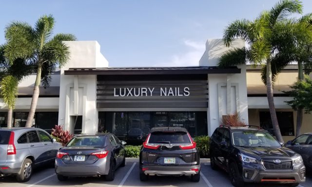 Luxury Nails