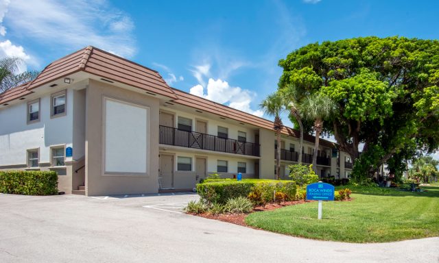 Boca Winds Apartments