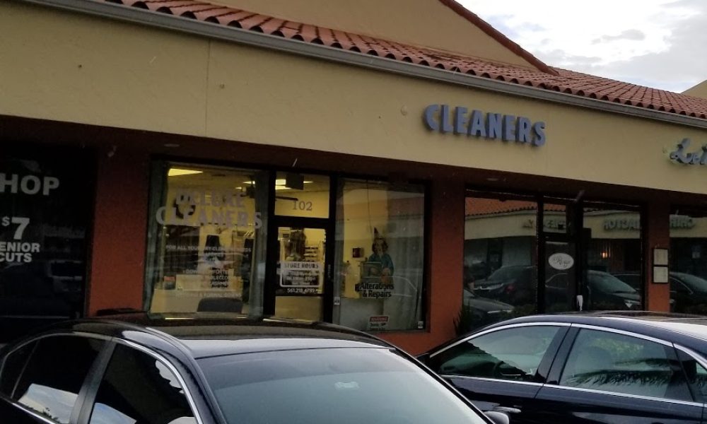 Deluxe Cleaners