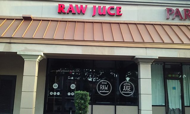 Raw Jūce – Curbside Pickup Available