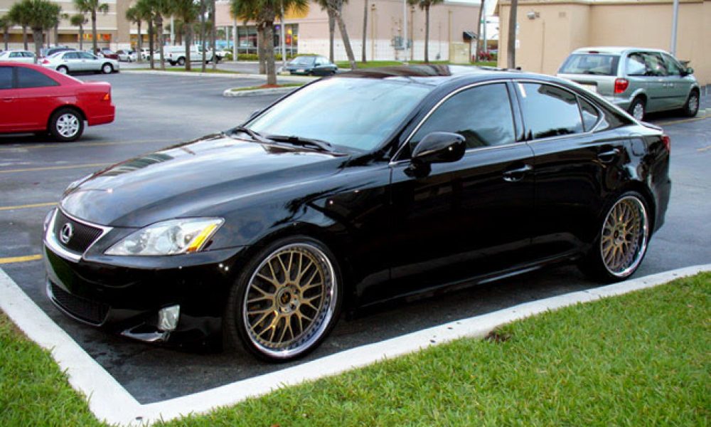 Auto Customization Experience