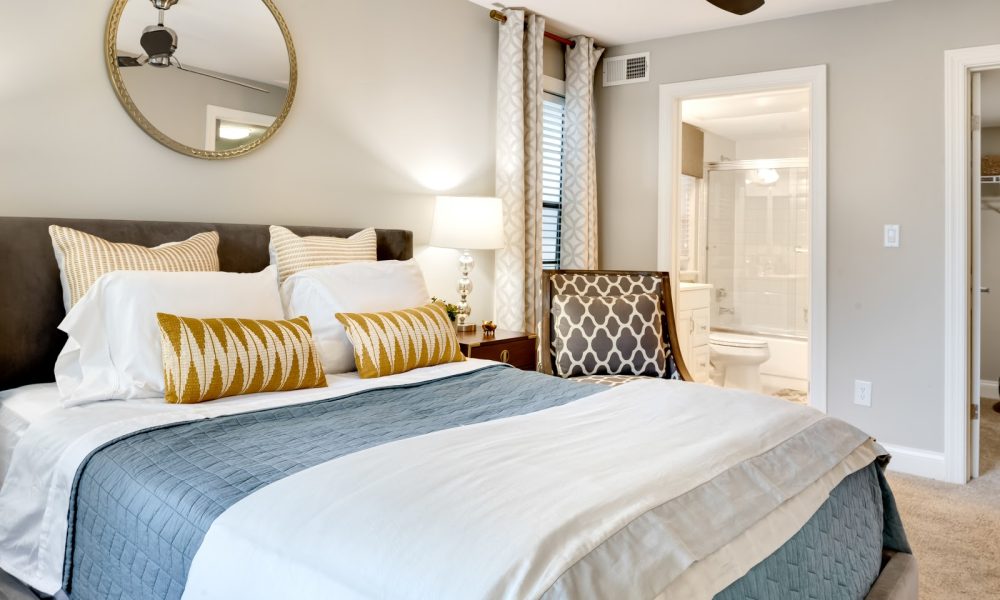 Mizner Court Apartments