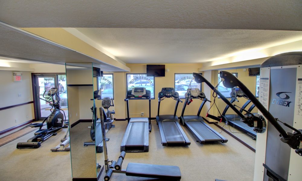 Boca Raton Plaza Hotel & Suites