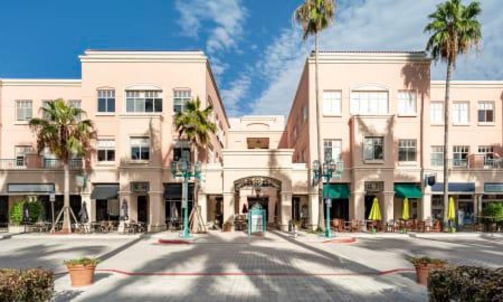 Regus - Florida, Boca Raton - Mizner Park