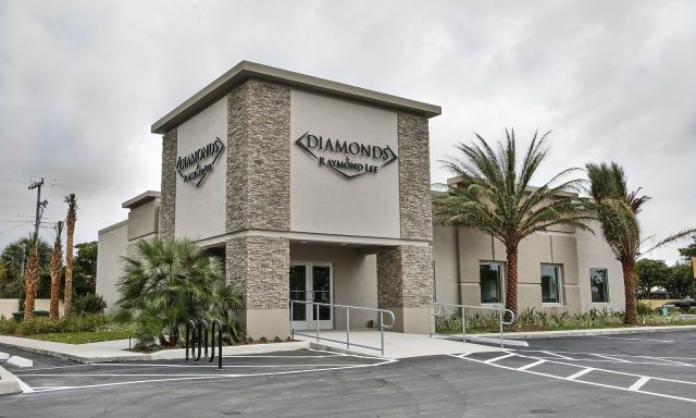 Diamonds By Raymond Lee