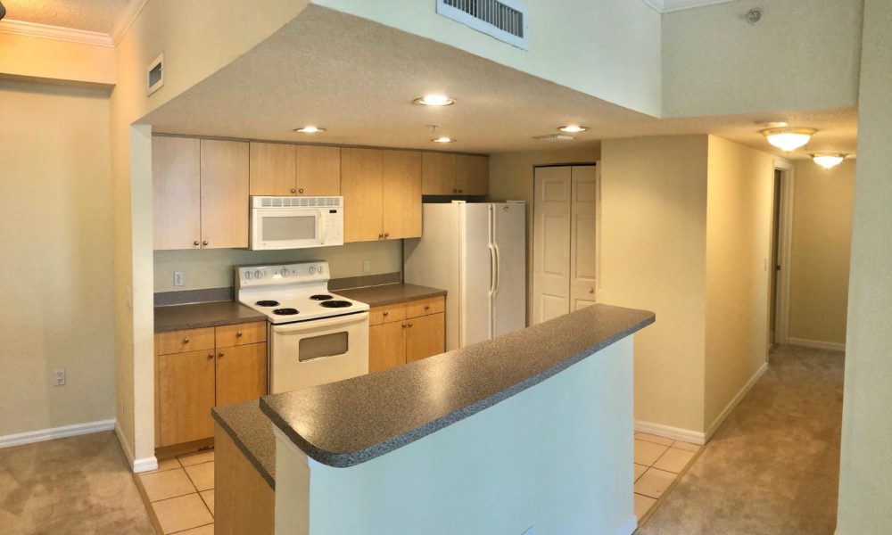 Camino Real Apartment Homes