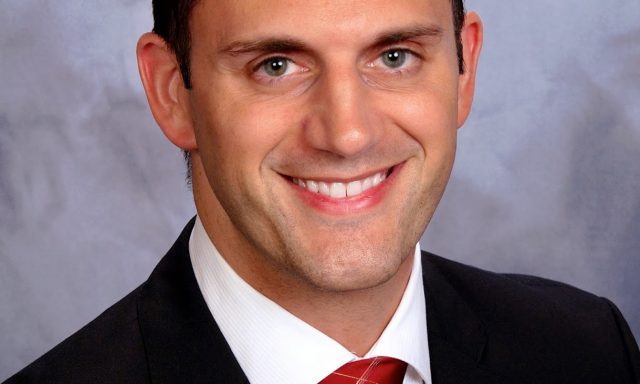 Dr. Robert Norton MD – Spine Surgeon