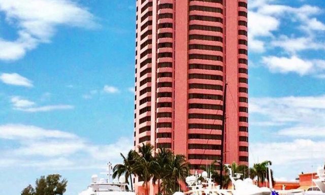 RE/MAX: Denine McKerchie