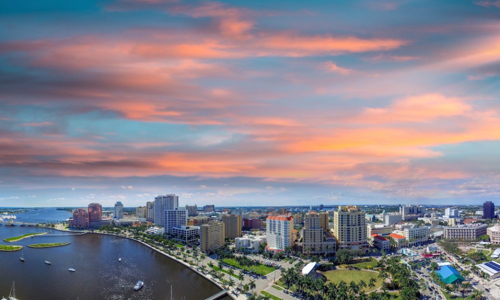 Prakas & Co | Restaurant Brokers in Florida