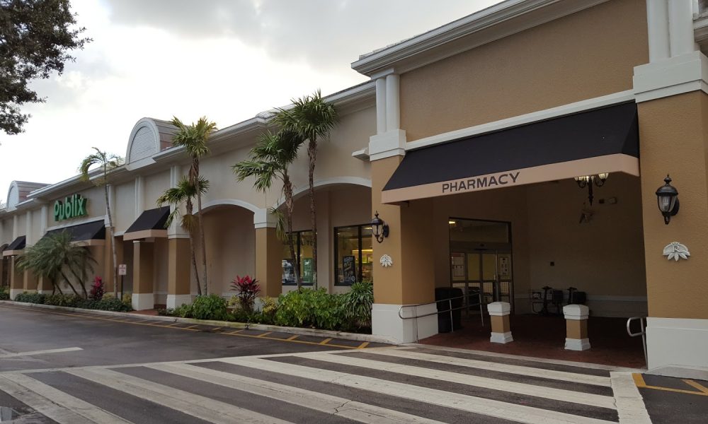 Publix Super Market at Woodfield Plaza