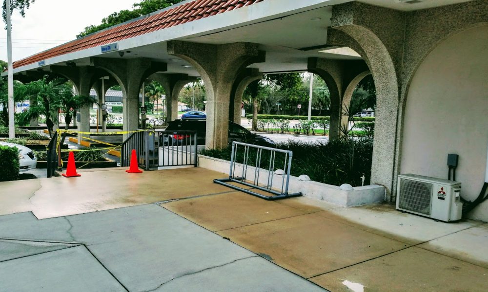 Bank of America (with Drive-thru ATM)
