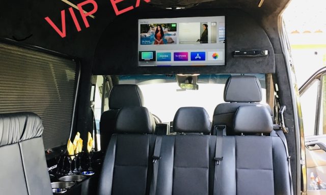 Boca Raton Party Bus and Limousine service