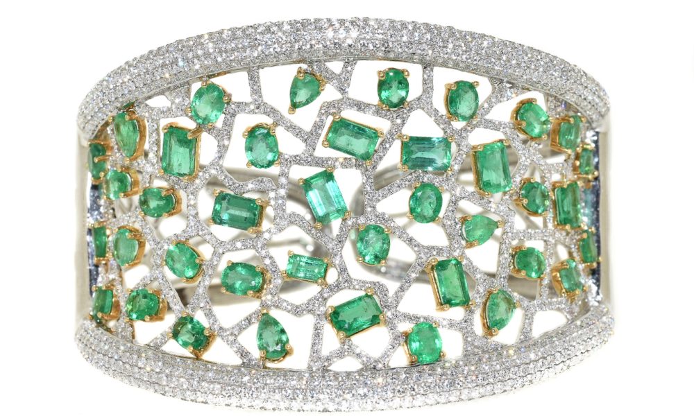 Devon's Diamonds & Decor