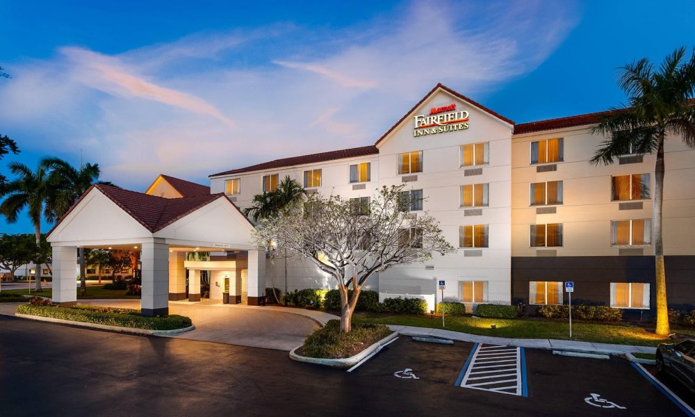 Fairfield Inn &amp; Suites by Marriott Boca Raton