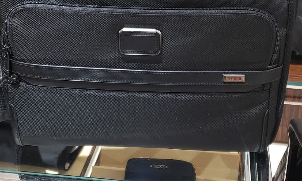 TUMI Store - Boca Town Center