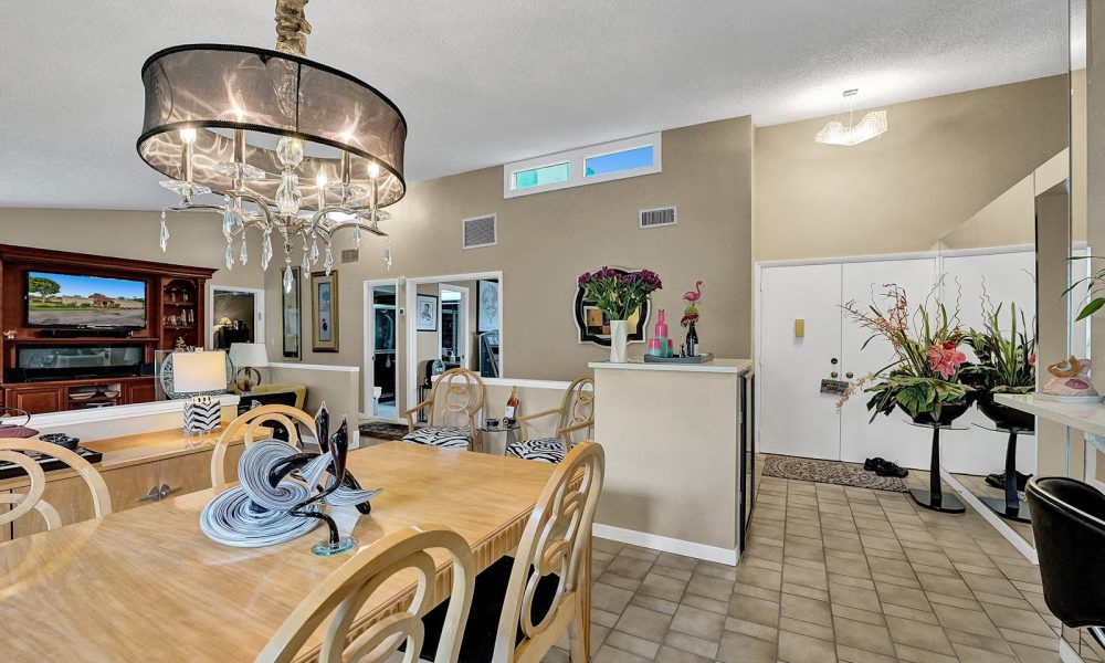 Your Home Sold Guaranteed Realty Services - Kristin & Mark Stampini