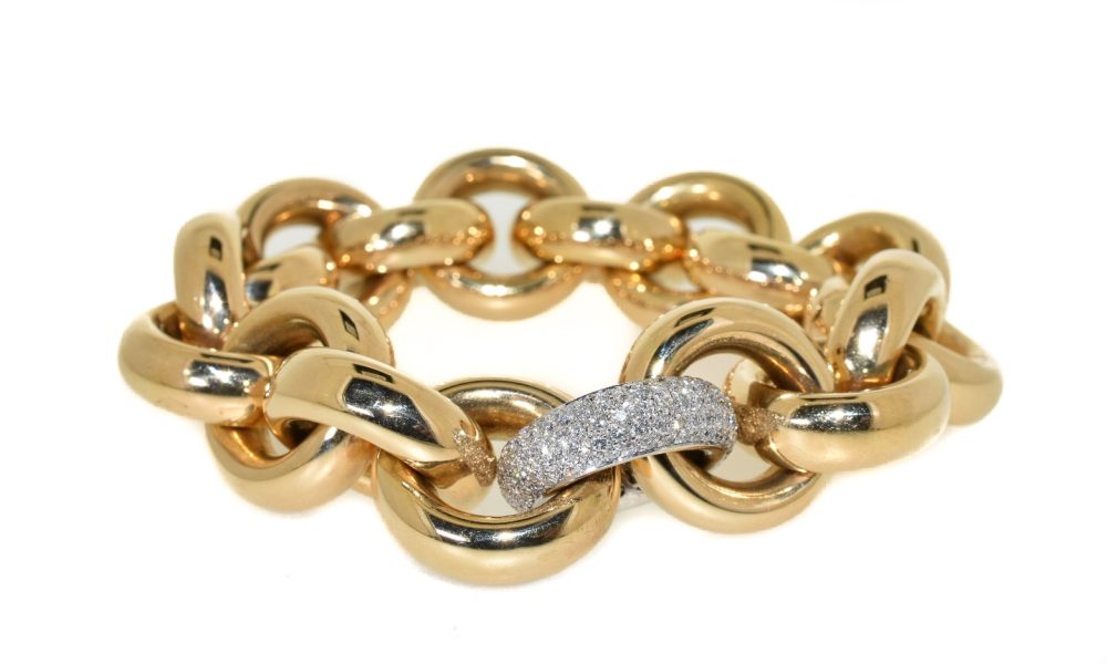 Devon's Diamonds & Decor