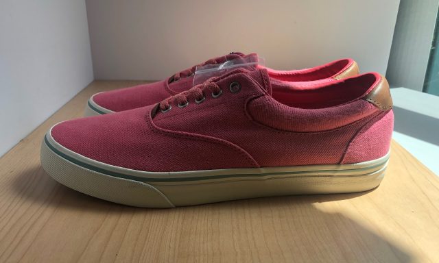 YeezyShoes.com