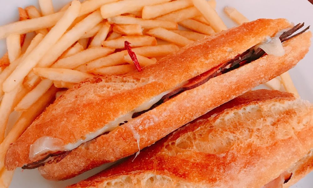 Casimir French Bistro
